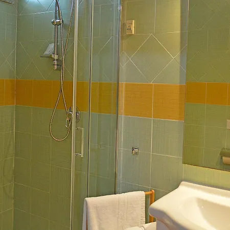 Splash'S Rooms Spadafora Exterior photo